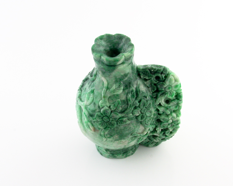 Jadeite (type-A) vase - Click Image to Close