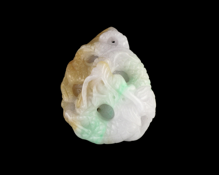 Jadeite (type-A) dragon amulet - Click Image to Close