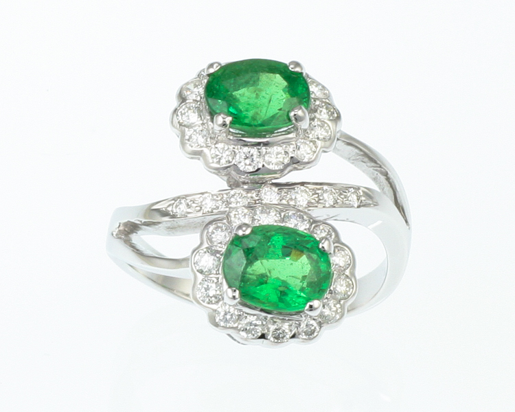 Tsavorite garnet and diamond ring - Click Image to Close