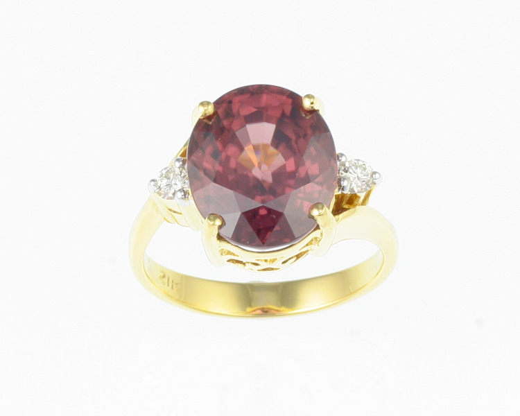 Zircon and diamond ring - Click Image to Close