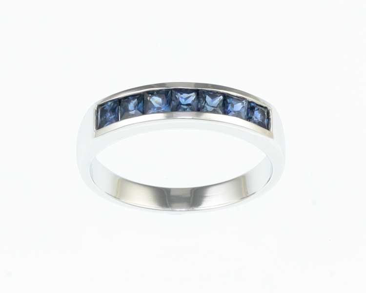 Blue sapphire ring - Click Image to Close