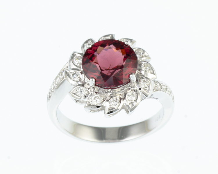 Malaya garnet and diamond ring - Click Image to Close