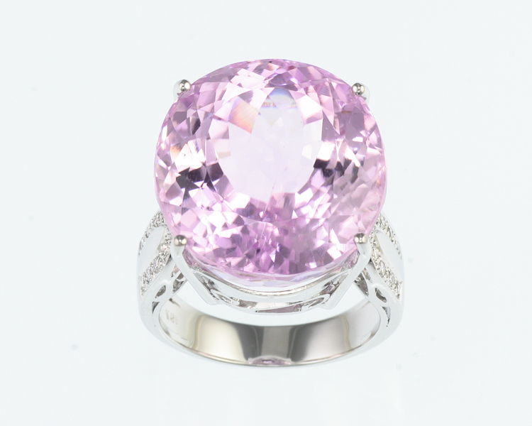 Kunzite and diamond ring - Click Image to Close