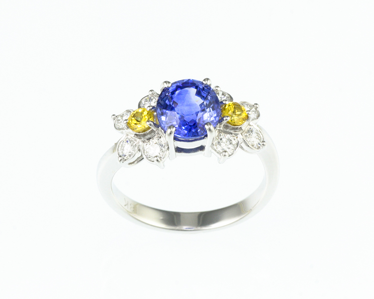 Blue sapphire, sapphire and diamond ring - Click Image to Close