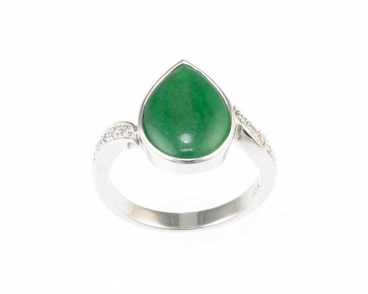 Jadeite (type-A) and diamond ring - Click Image to Close