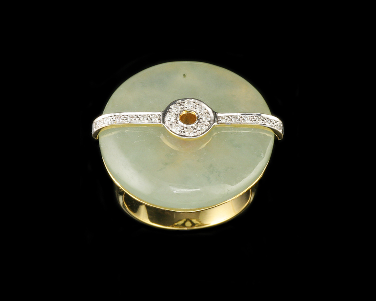 Jadeite (type-A) carving and diamond ring - Click Image to Close