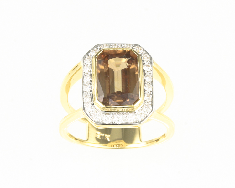 Zircon and diamond ring - Click Image to Close