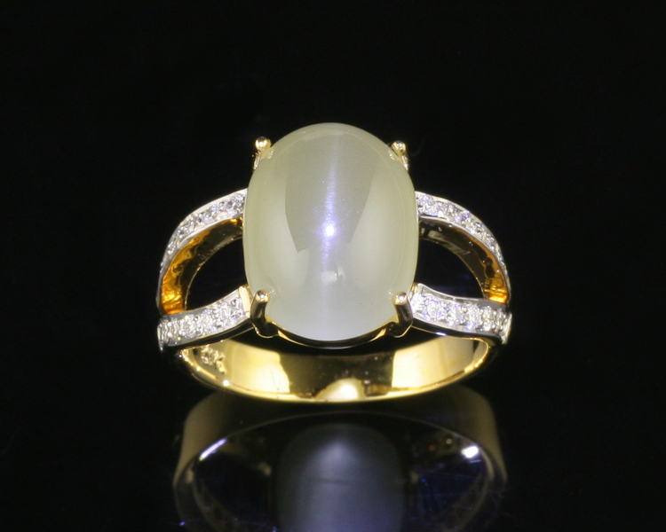 Aquamarine cat's eye and diamond ring - Click Image to Close