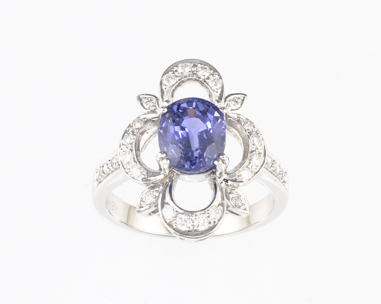 Blue sapphire and diamond ring - Click Image to Close