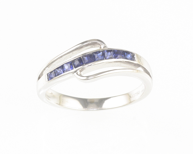 Blue sapphire ring - Click Image to Close