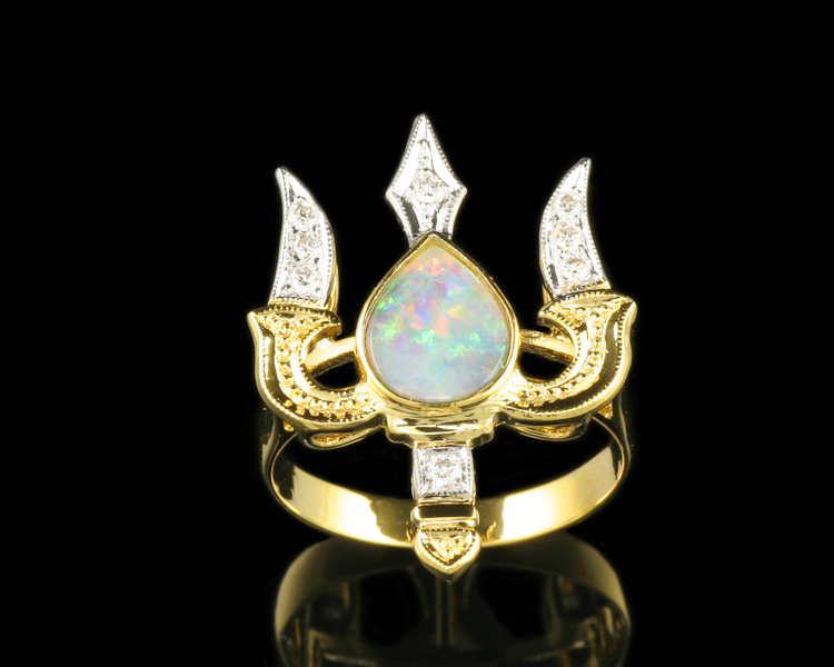 Opal and diamond ring - Click Image to Close