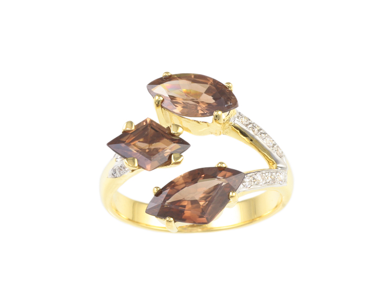 Zircon and diamond ring - Click Image to Close