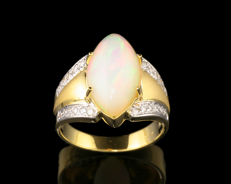 Opal and diamond ring - Click Image to Close