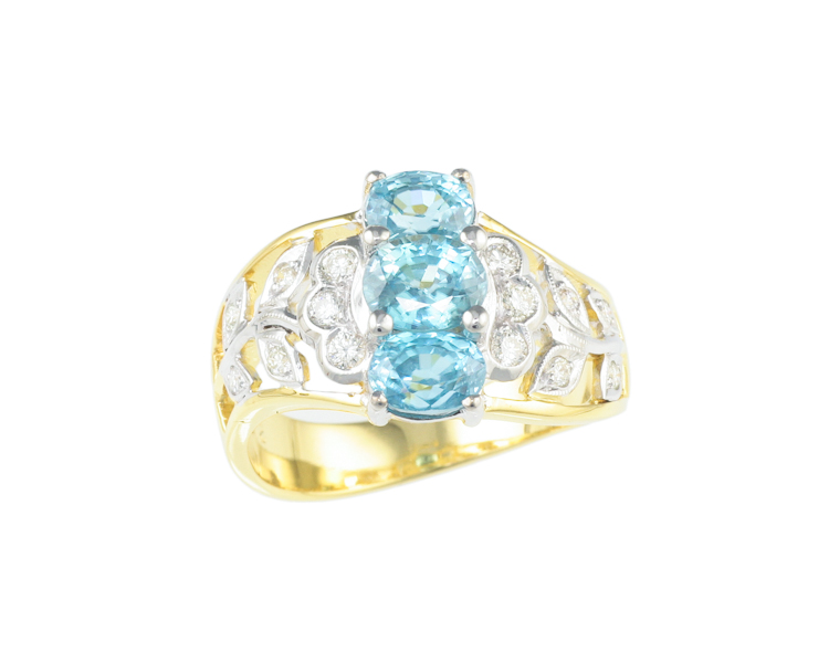 Zircon and diamond ring - Click Image to Close