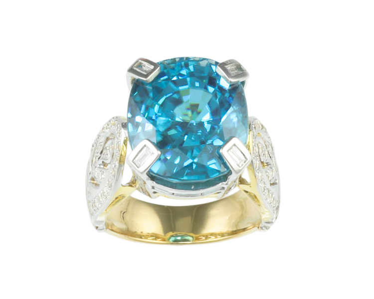 Zircon and diamond ring - Click Image to Close