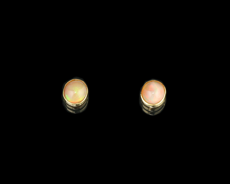 Opal earrings - Click Image to Close