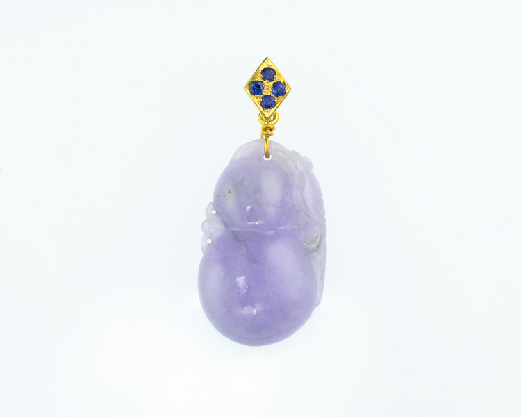 Jadeite (type-A) carving and blue sapphire pendant - Click Image to Close