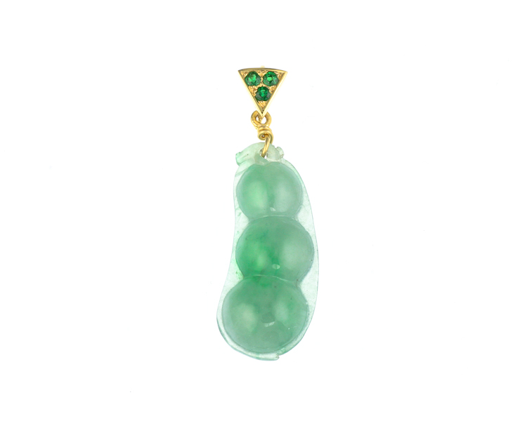 Jadeite (type-A) carving and garnet pendant - Click Image to Close