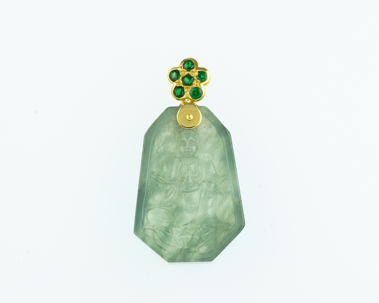 Jadeite (type-A) carving and garnet pendant - Click Image to Close