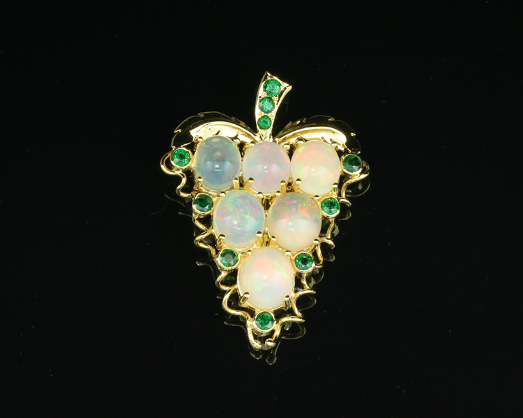 Opal and tsavorite garnet pendant - Click Image to Close