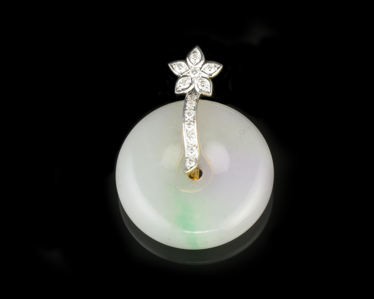 Jadeite (type-A) carving and diamond pendant - Click Image to Close