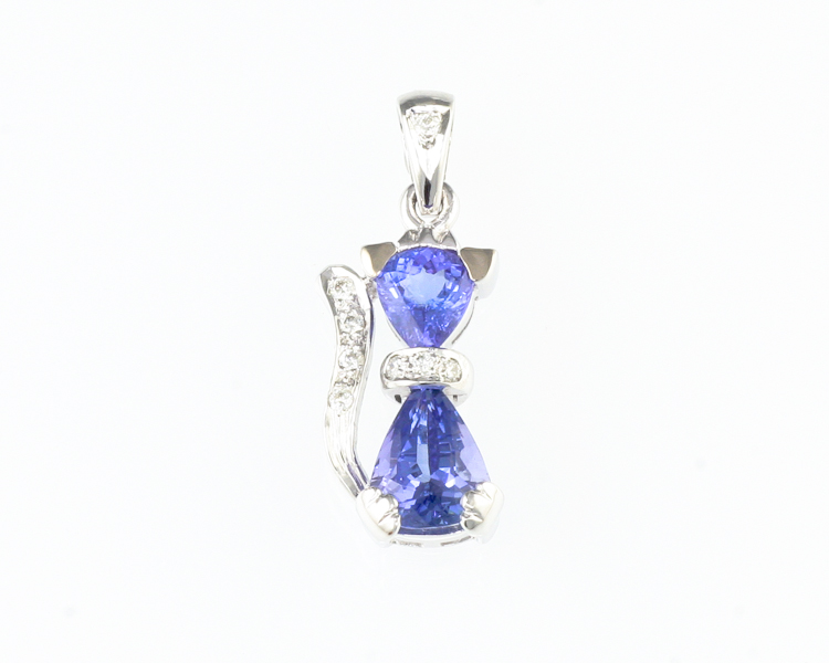 Tanzanite and diamond pendant - Click Image to Close