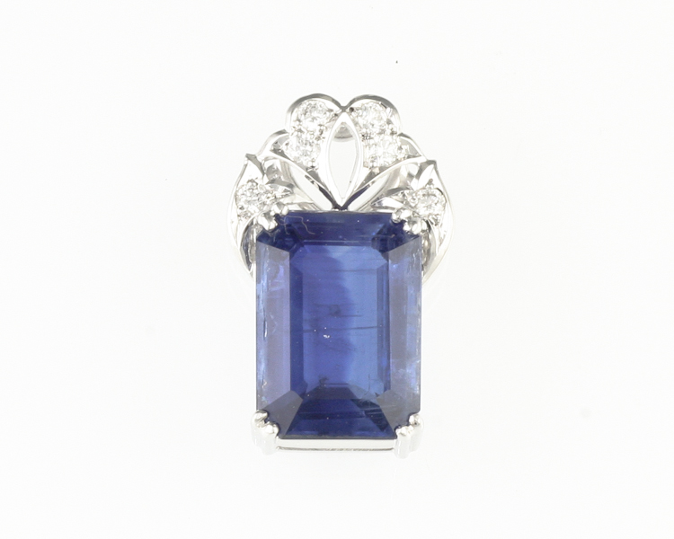 Kyanite and diamond pendant - Click Image to Close