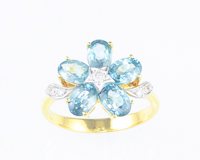 Zircon and diamond ring