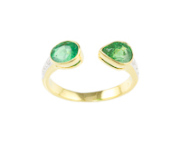 Tsavorite garnet and diamond ring