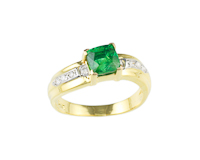 Tsavorite garnet and diamond ring